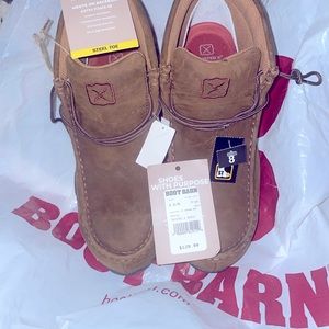 Size 8 women’s twisted x steel toes loafer style. brand new with tags never worn